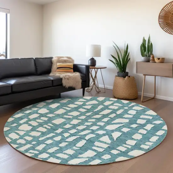 8' Teal Blue And Ivory Round Abstract Washable Indoor Outdoor Area Rug Photo 7