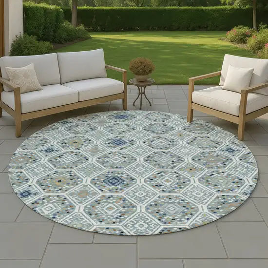 8' Teal Blue And Navy Blue Round Geometric Washable Indoor Outdoor Area Rug Photo 4