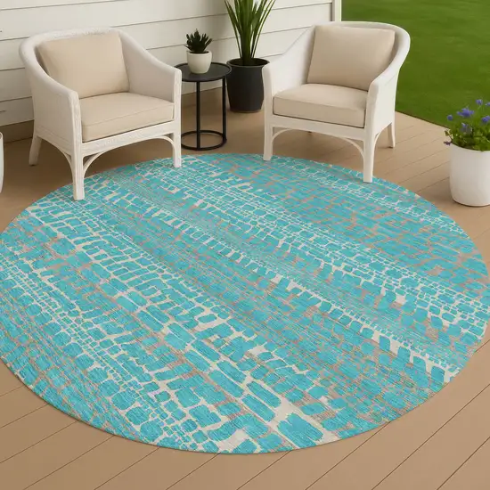 8' Teal Blue And Turquoise Round Abstract Washable Indoor Outdoor Area Rug Photo 4