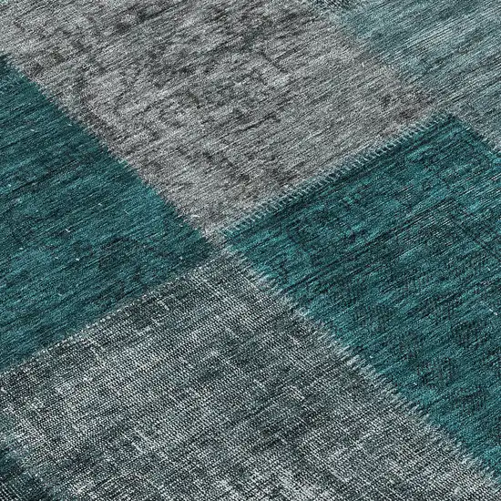 8' Teal Blue Aqua And Charcoal Round Patchwork Washable Indoor Outdoor Area Rug Photo 8