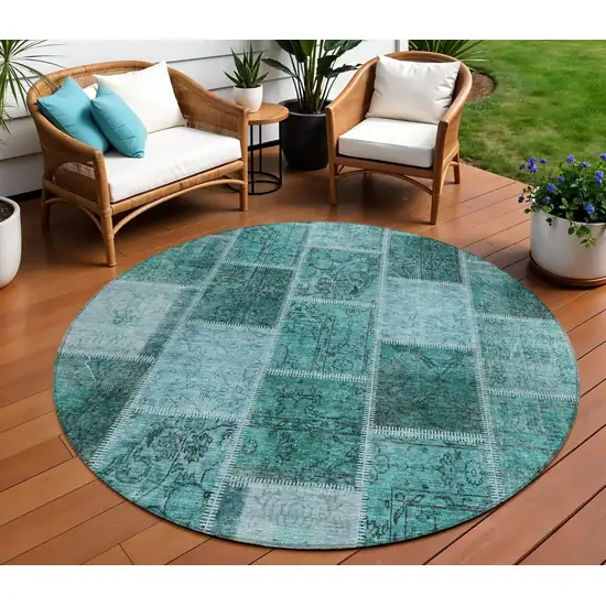 8' Teal Blue Aqua And Charcoal Round Patchwork Washable Indoor Outdoor Area Rug Photo 1