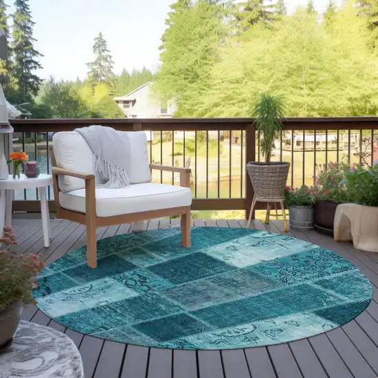 8' Teal Blue Aqua And Turquoise Round Patchwork Washable Indoor Outdoor Area Rug Photo 6