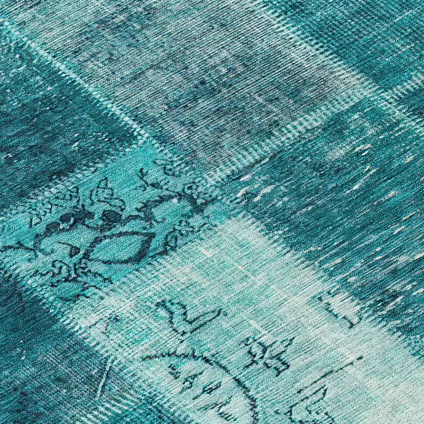 8' Teal Blue Aqua And Turquoise Round Patchwork Washable Indoor Outdoor Area Rug Photo 9