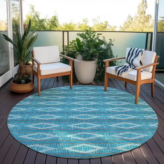 8' Teal Blue Gray And Ivory Round Geometric Washable Indoor Outdoor Area Rug Photo 7