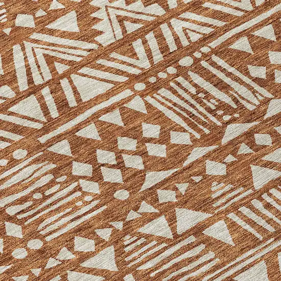 8' Terra Cotta And Beige Round Southwestern Washable Indoor Outdoor Area Rug Photo 4