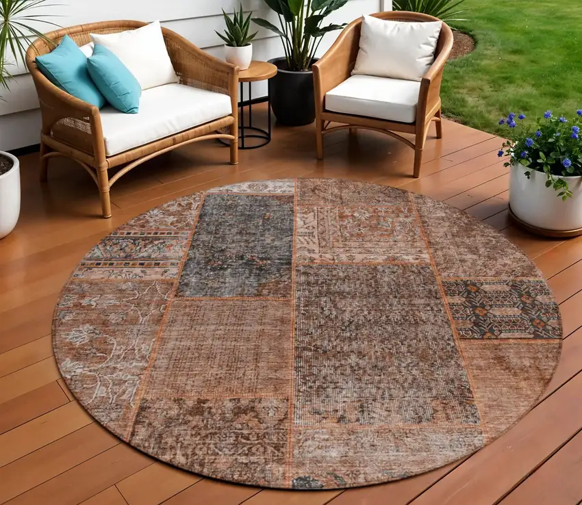 8' Terra Cotta Copper And Charcoal Round Patchwork Washable Indoor Outdoor Area Rug Photo 1