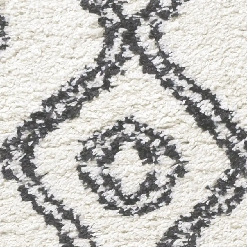 8' Trellis Runner Rug Photo 3