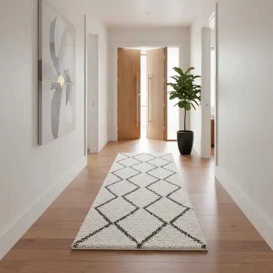 10' Trellis Runner Rug Photo 1