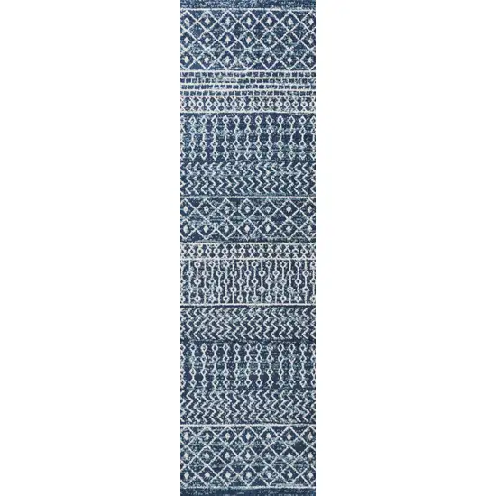 8' Trellis Runner Rug Photo 3