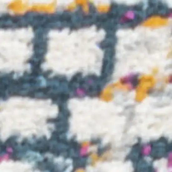 8' Trellis Runner Rug Photo 3