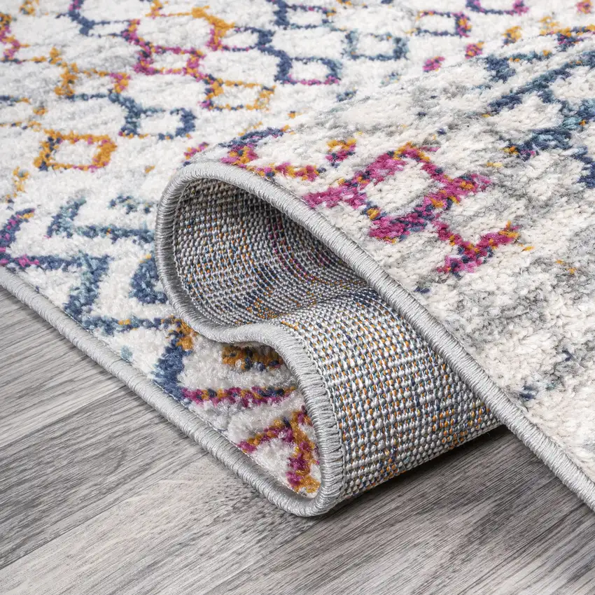 8' Trellis Runner Rug Photo 9