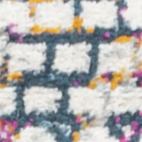 8' Trellis Runner Rug Photo 4
