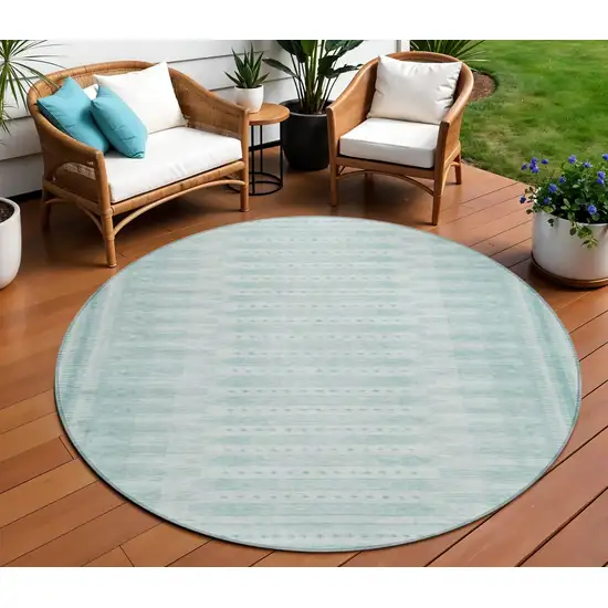 8' Turquoise And Aqua Round Geometric Washable Indoor Outdoor Area Rug Photo 2