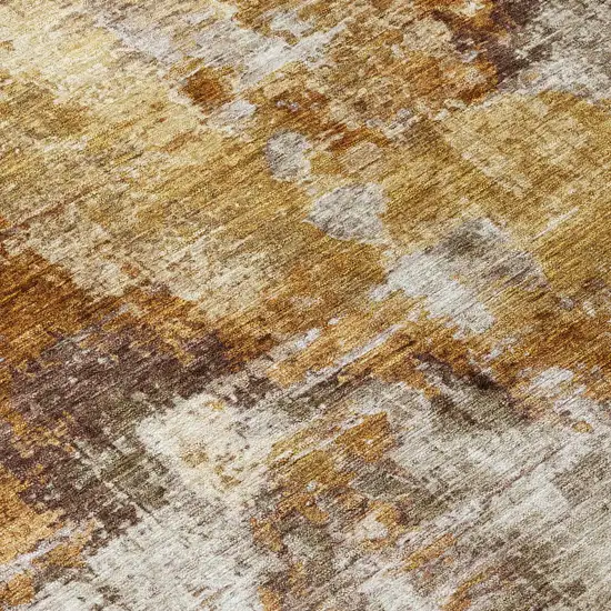 8' Walnut And Beige Round Abstract Washable Indoor Outdoor Area Rug Photo 9