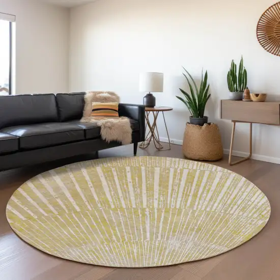 8' Wheat And Beige Geometric Washable Round Rug With UV Protection Photo 5
