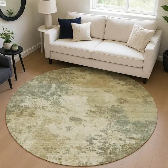 8' Wheat And Beige Round Abstract Washable Indoor Outdoor Area Rug Photo 4