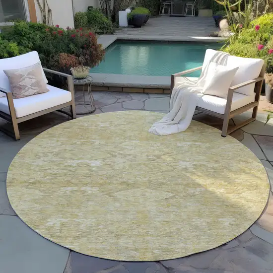 8' Wheat And Beige Round Damask Washable Indoor Outdoor Area Rug Photo 7