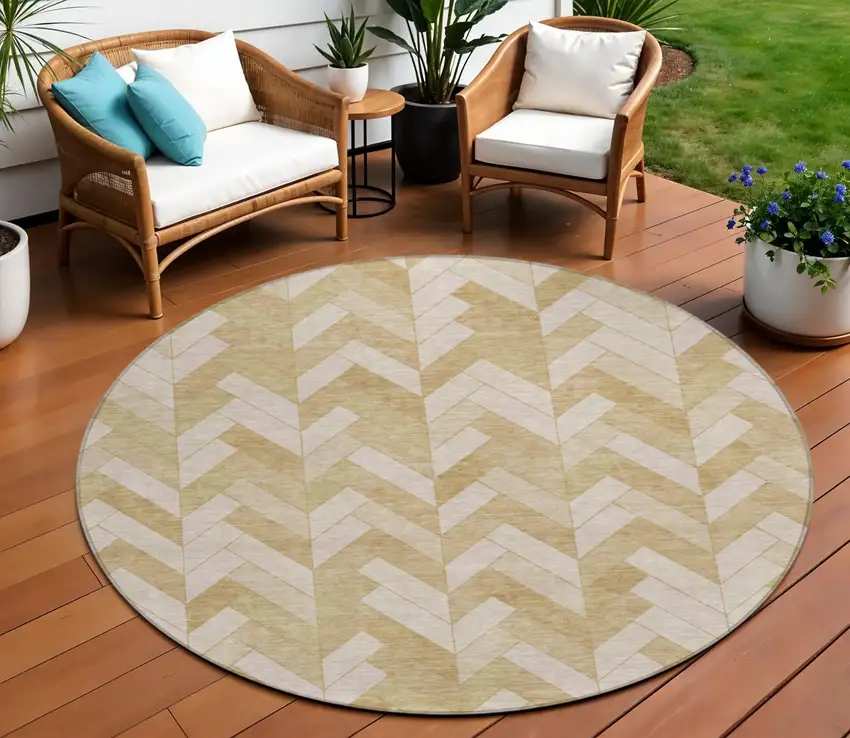 8' Wheat And Beige Round Geometric Washable Indoor Outdoor Area Rug Photo 1