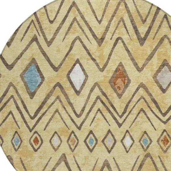 8' Wheat And Brown Round Geometric Washable Indoor Outdoor Area Rug Photo 3