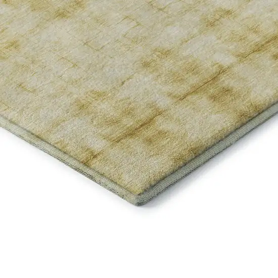 8' Wheat And Gold Geometric Washable Round Rug With UV Protection Photo 7