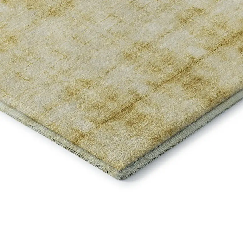 8' Wheat And Gold Geometric Washable Round Rug With UV Protection Photo 7