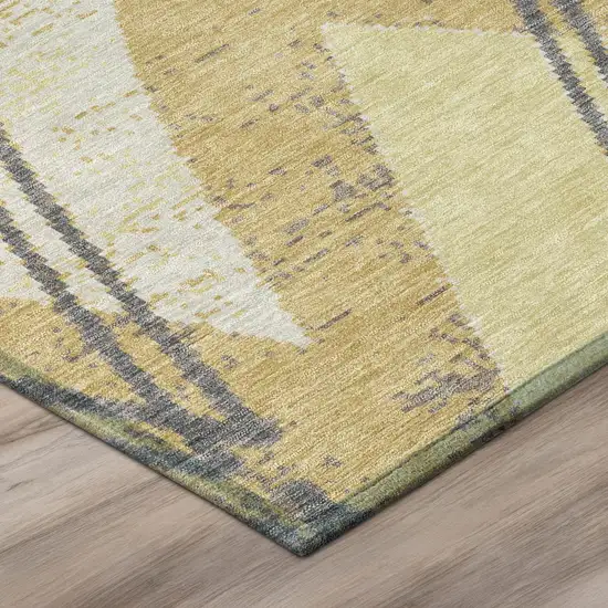 8' Wheat And Gold Round Geometric Washable Indoor Outdoor Area Rug Photo 4