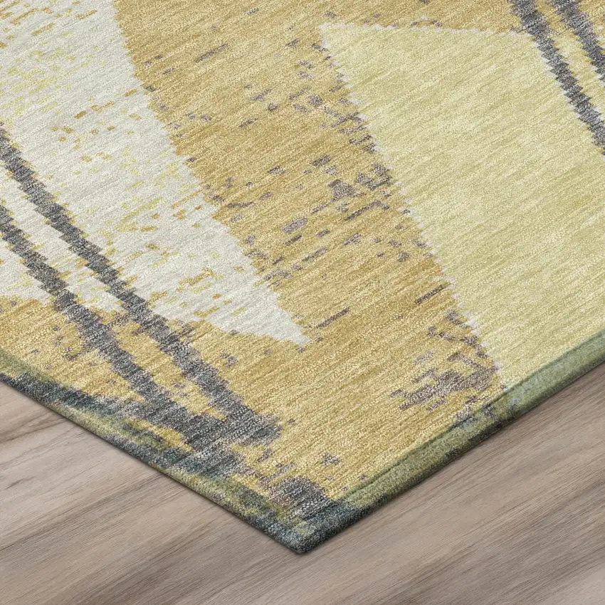 8' Wheat And Gold Round Geometric Washable Indoor Outdoor Area Rug Photo 4
