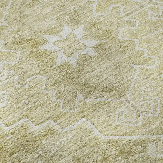 8' Wheat And Ivory Medallion Washable Round Rug With UV Protection Photo 9