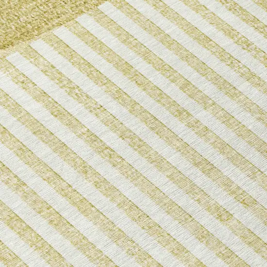 8' Wheat And Ivory Round Geometric Washable Indoor Outdoor Area Rug Photo 9