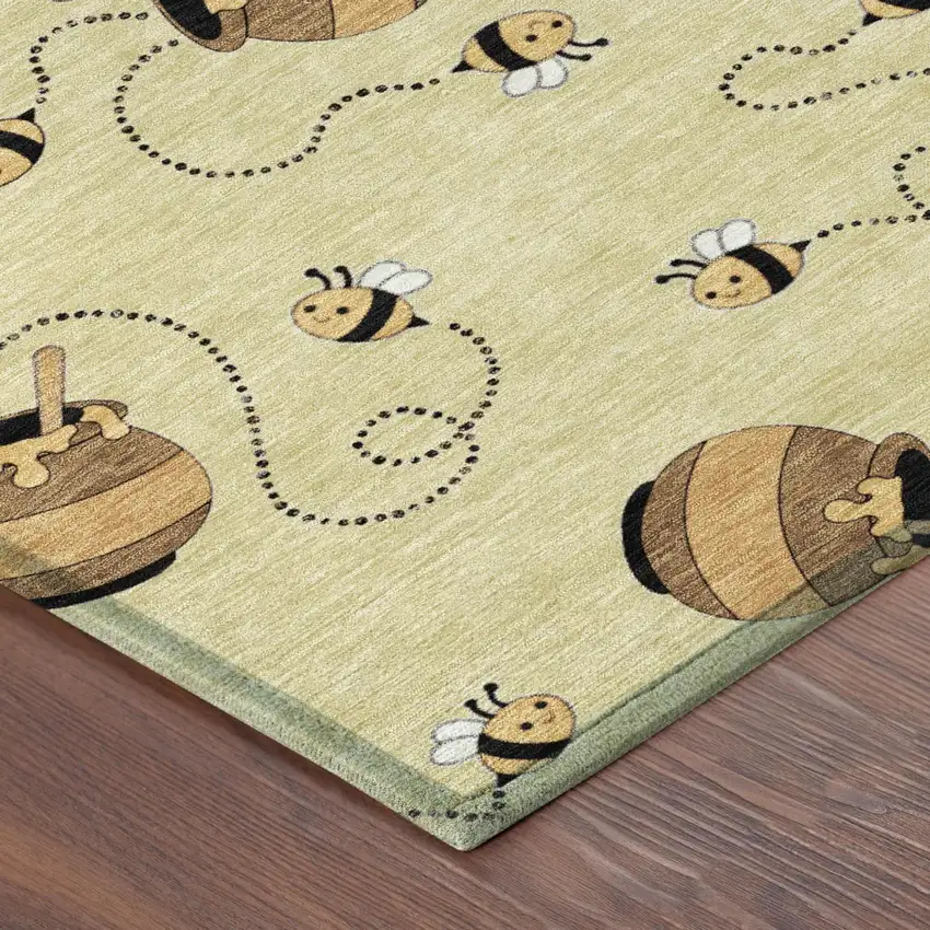 8' Wheat And Ivory Round Geometric Washable Indoor Outdoor Area Rug Photo 7