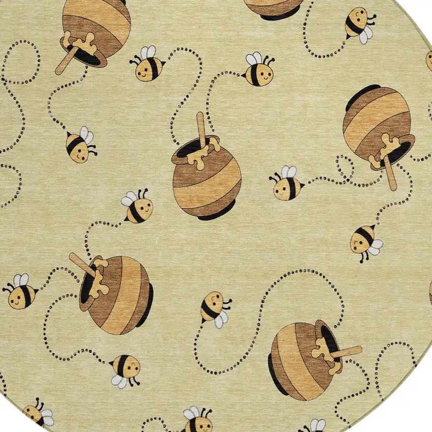 8' Wheat And Ivory Round Geometric Washable Indoor Outdoor Area Rug Photo 5