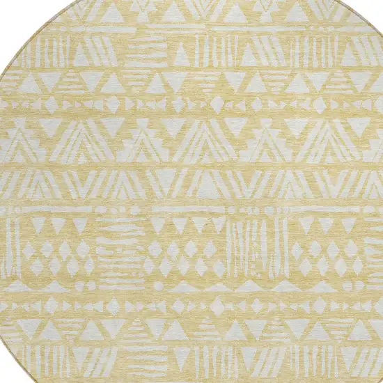 8' Wheat And Ivory Round Southwestern Washable Indoor Outdoor Area Rug Photo 4