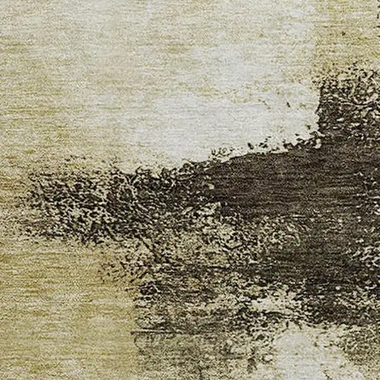 8' Wheat Charcoal And Ivory Abstract Washable Round Rug With UV Protection Photo 3