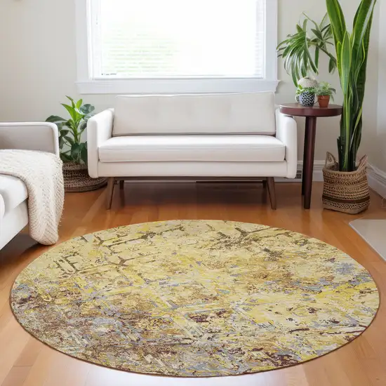 8' Wheat Gold And Gray Diamond Washable Round Rug With UV Protection Photo 5