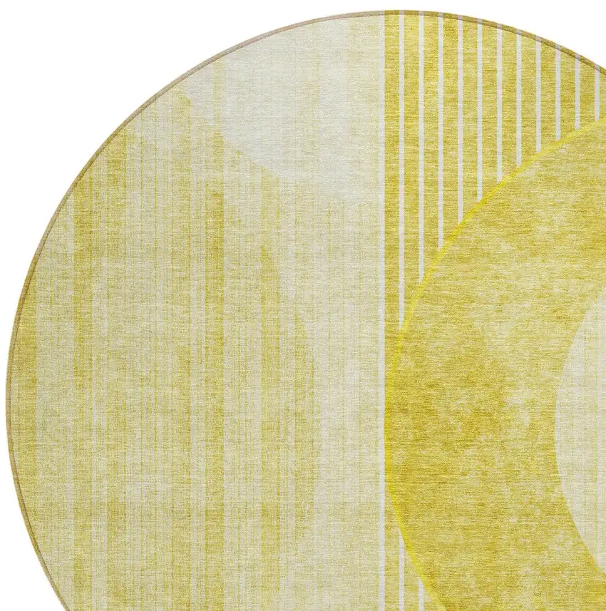 8' Wheat Gold And Ivory Round Geometric Washable Indoor Outdoor Area Rug Photo 5