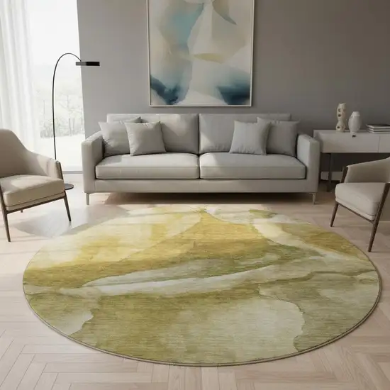 8' Wheat Gray And Beige Abstract Washable Round Rug With UV Protection Photo 2