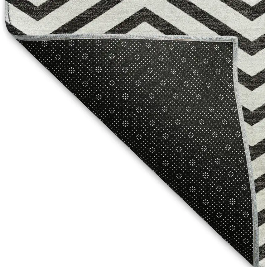 8' White And Black Chevron Washable Round Rug With UV Protection Photo 5