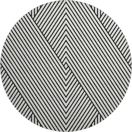 8' White And Black Geometric Washable Round Rug With UV Protection Photo 1