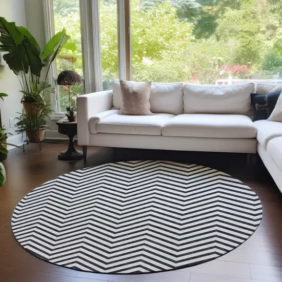 8' White And Black Round Chevron Washable Indoor Outdoor Area Rug Photo 8