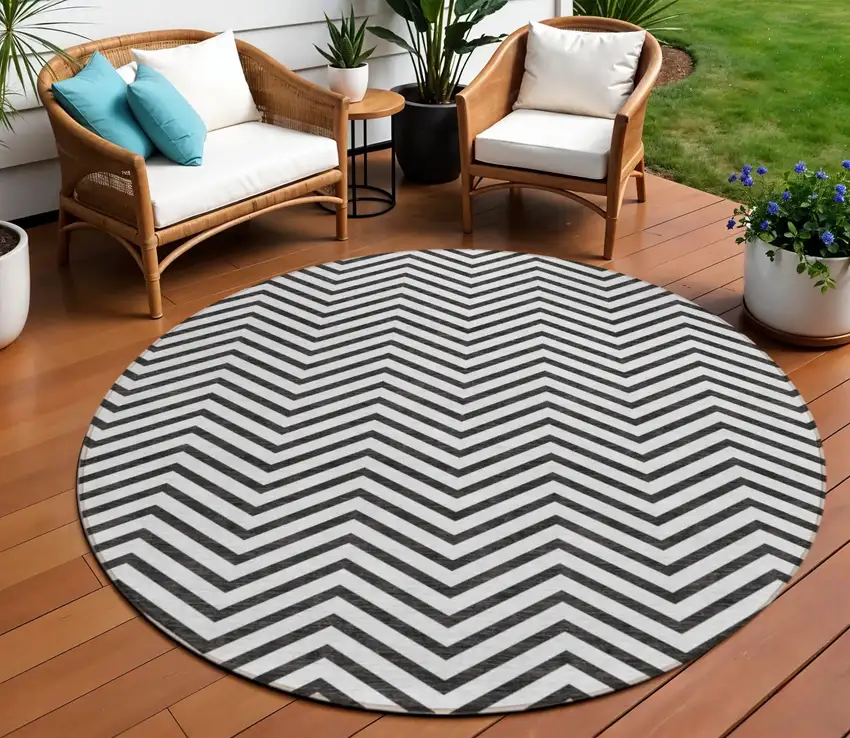 8' White And Black Round Chevron Washable Indoor Outdoor Area Rug Photo 1