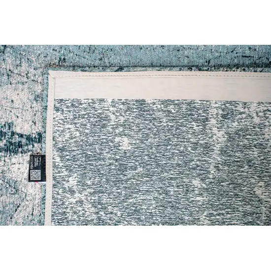 5' White And Blue Abstract Washable Round Rug With UV Protection Photo 8