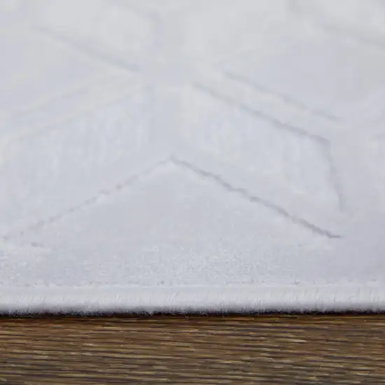 7' White And Gray Geometric Round Rug Photo 7