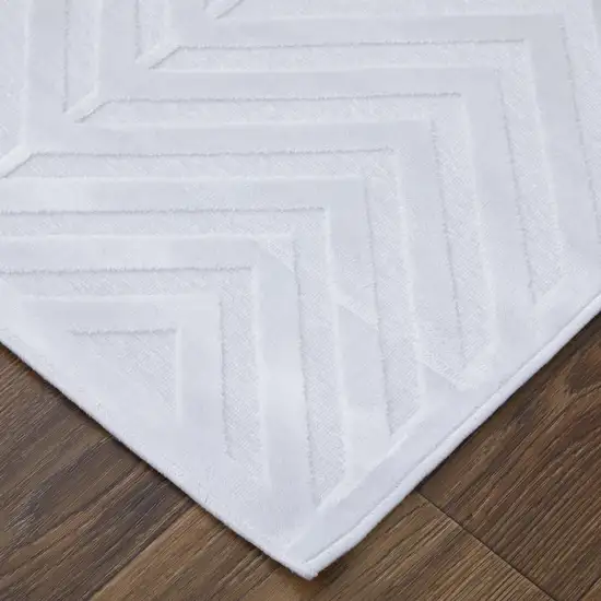 7' White And Gray Geometric Round Rug Photo 3