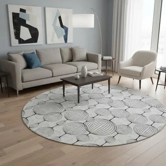 8' White And Gray Geometric Washable Round Rug With UV Protection Photo 2