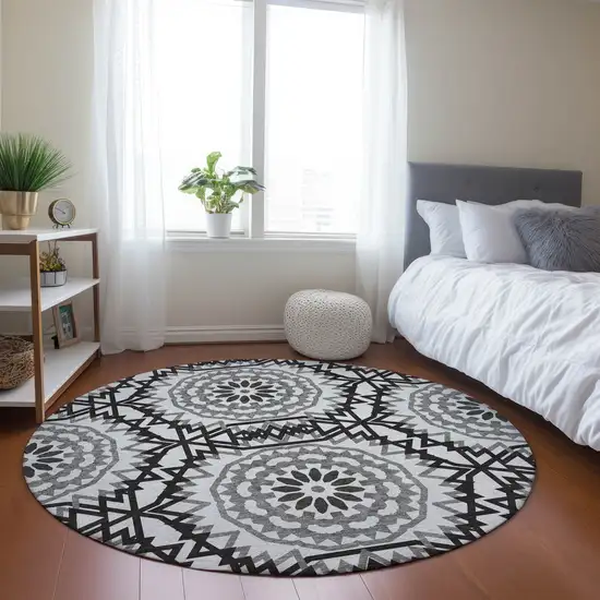 8' White Black And Gray Round Floral Medallion Washable Indoor Outdoor Area Rug Photo 6