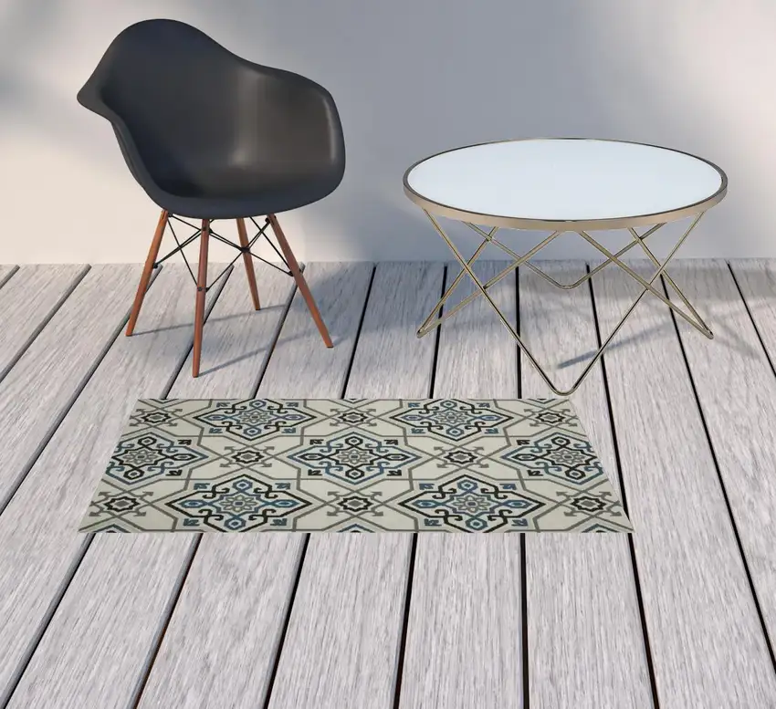 2' X 3' Beige Oriental Stain Resistant Indoor Outdoor Area Rug Photo 2