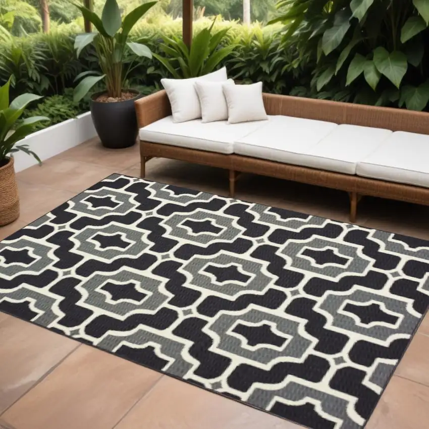 Black and Gray Geometric Stain Resistant Indoor Outdoor Area Rug Photo 1