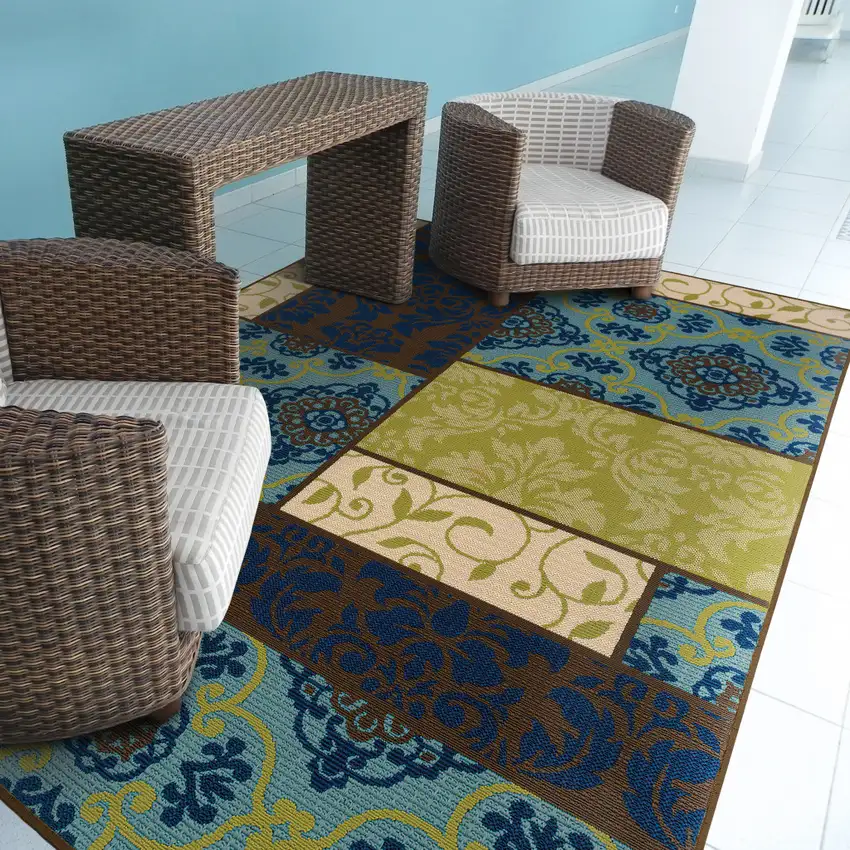 9' X 13' Brown Geometric Stain Resistant Indoor Outdoor Area Rug Photo 4