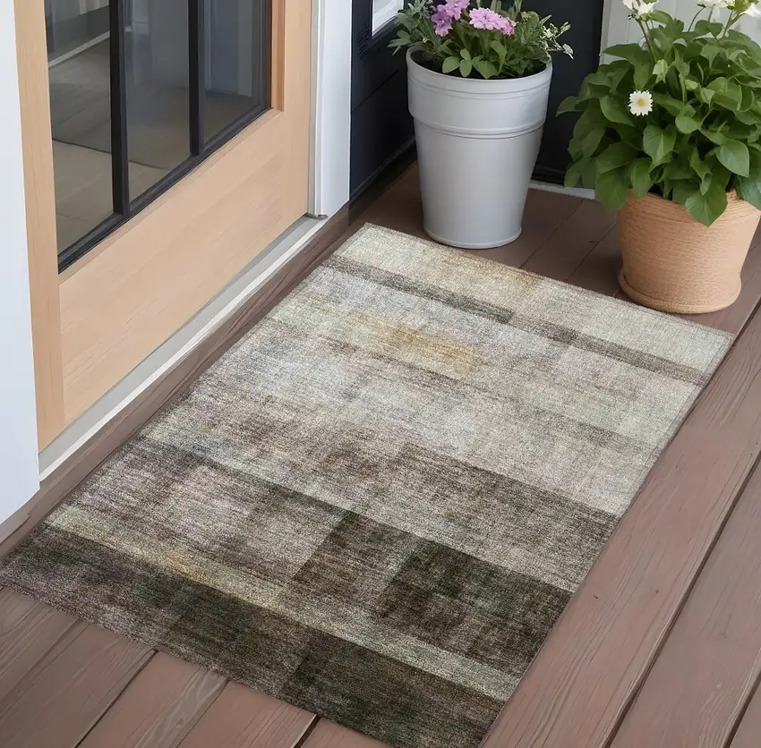 3' X 4' Brown Ombre Washable Non Skid Indoor Outdoor Area Rug Photo 1