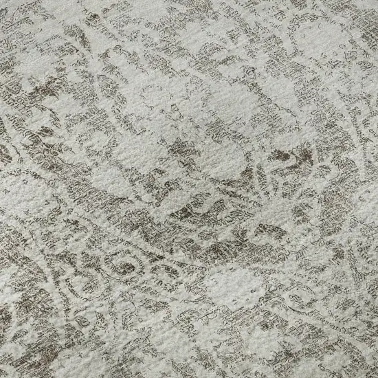 8' X 8' Chocolate And Ivory Damask Washable Round Rug With UV Protection Photo 8